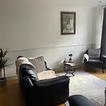 Double Bedroom In A Sharing Apartment
